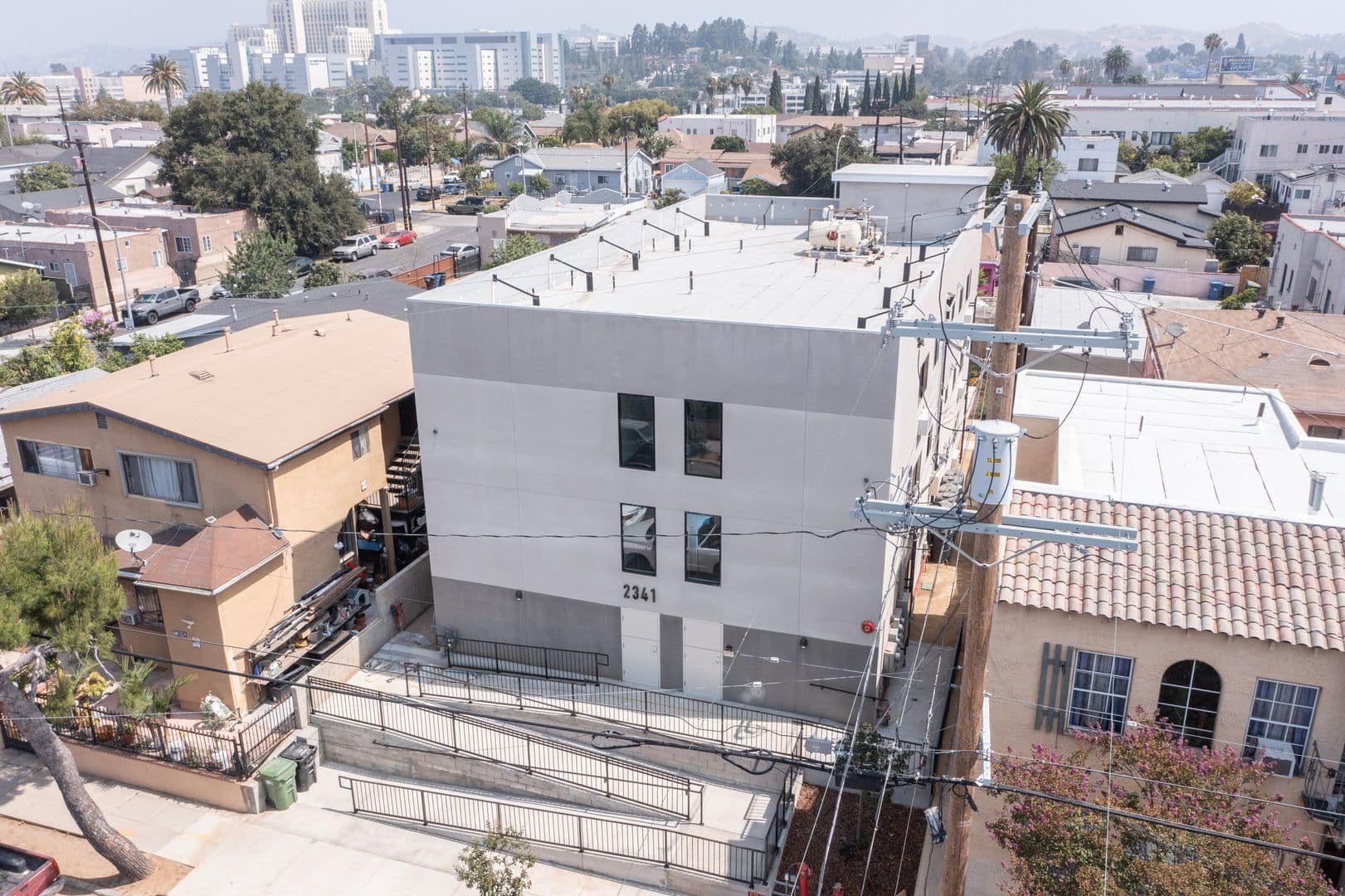 2341 Sheridan Street, Unit 302